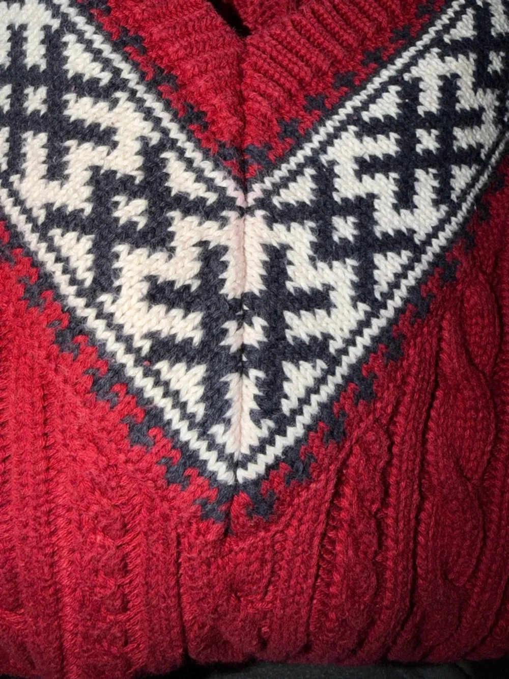 90’s Banana Republic Red Cable-Knit V-Neck Fair Isle Sweater